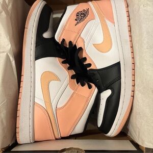 Jordan Sneakers in Peach and Black